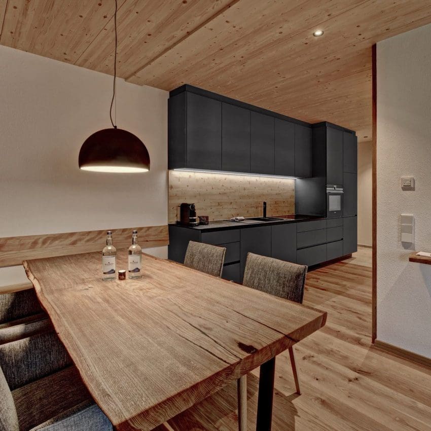 Chalet Rindalphorn Esstisch